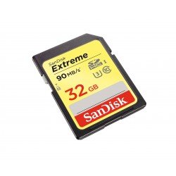 SanDisk Extreme 32GB SDHC UHS-I Card (SDSDXNE-032G-GNCIN)