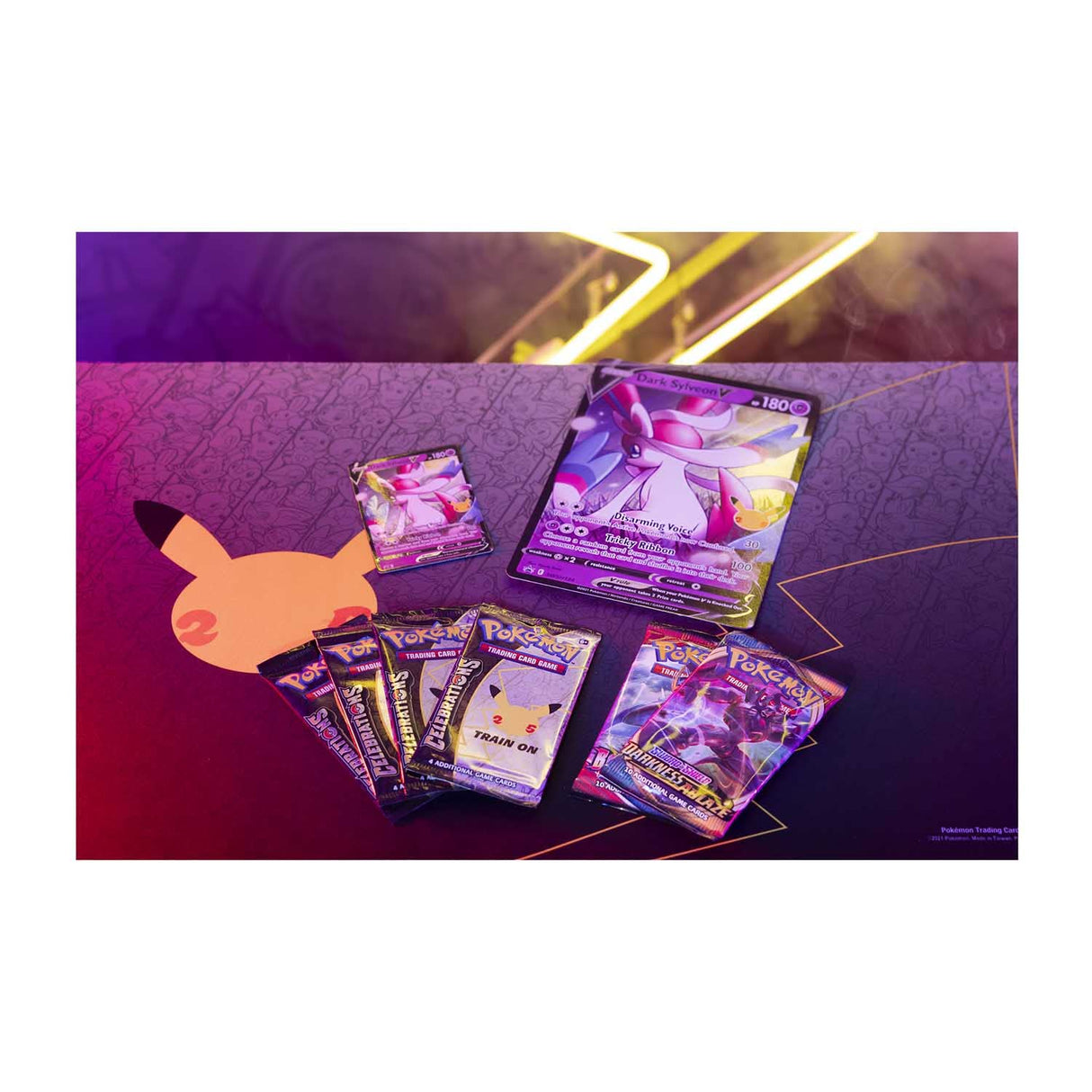 Pokémon TCG: Celebrations Charizard V Collections Booster Box