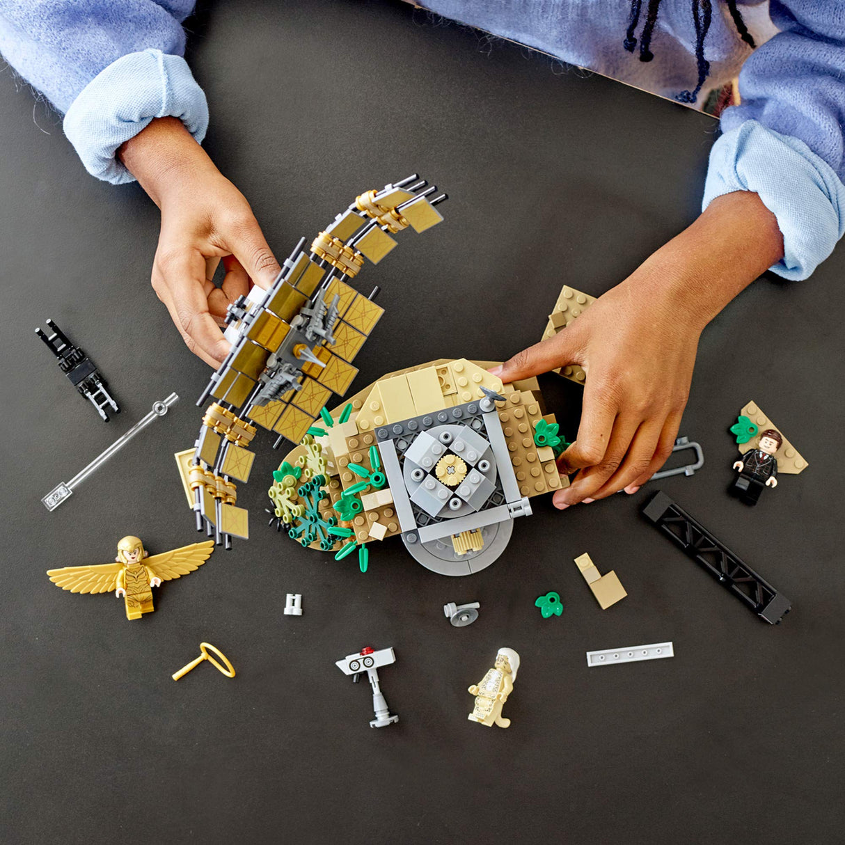 LEGO DC Wonder Woman vs Cheetah 76157 with Wonder Woman (371 Pieces)