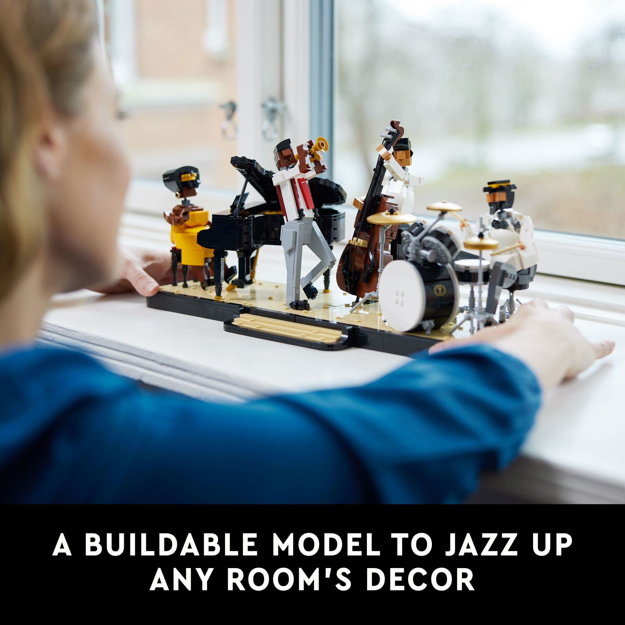 LEGO Ideas Jazz Quartet 21334, Set for Adults, Gift for Music Lovers with Band Figures and 4 Instruments: Piano, Double Bass, Trumpet & a Drum Kit